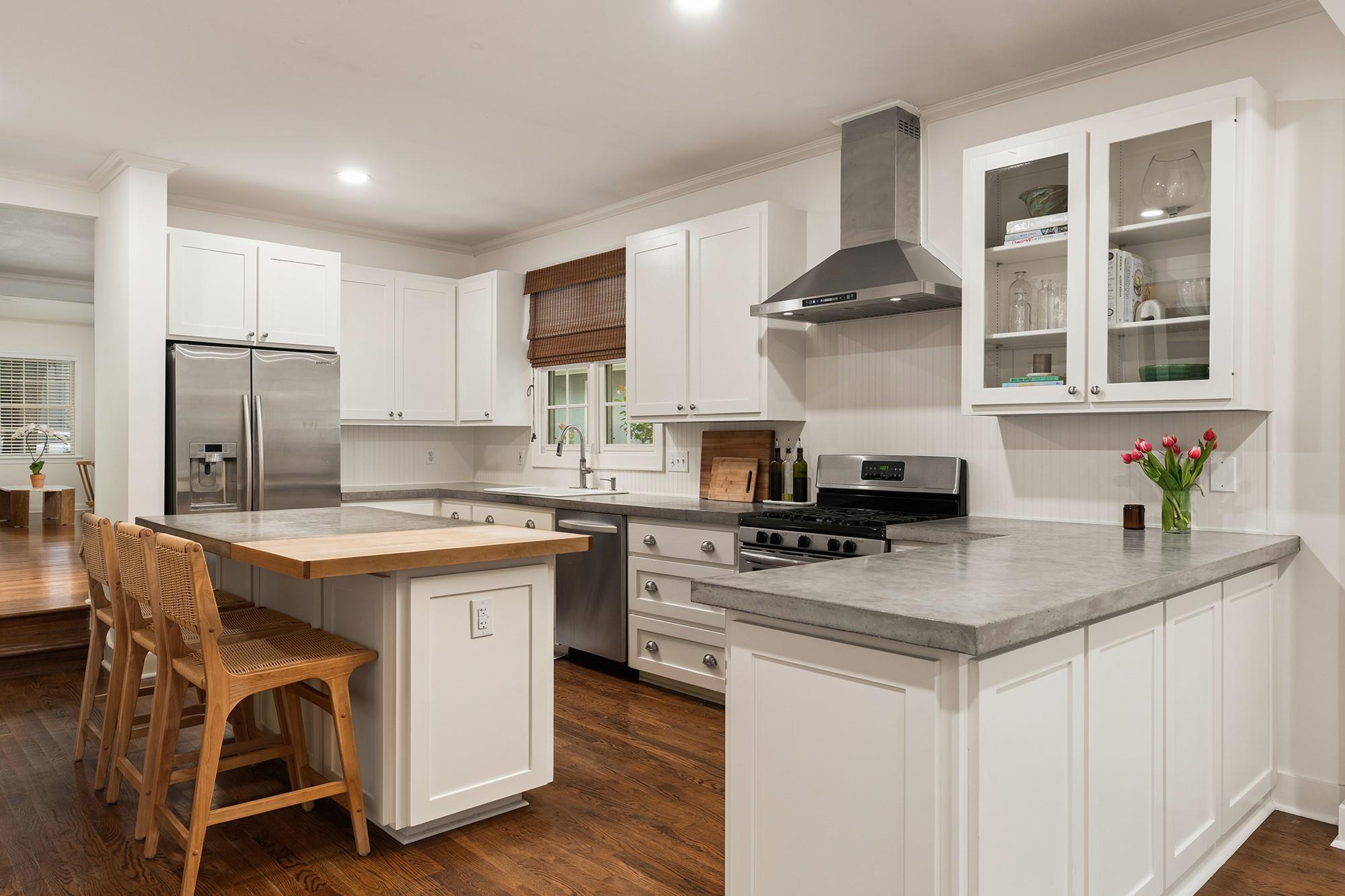 1204 W 22 1/2 Street Austin TX 78705