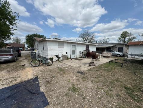 145 N Kowald Lane New Braunfels TX 78130