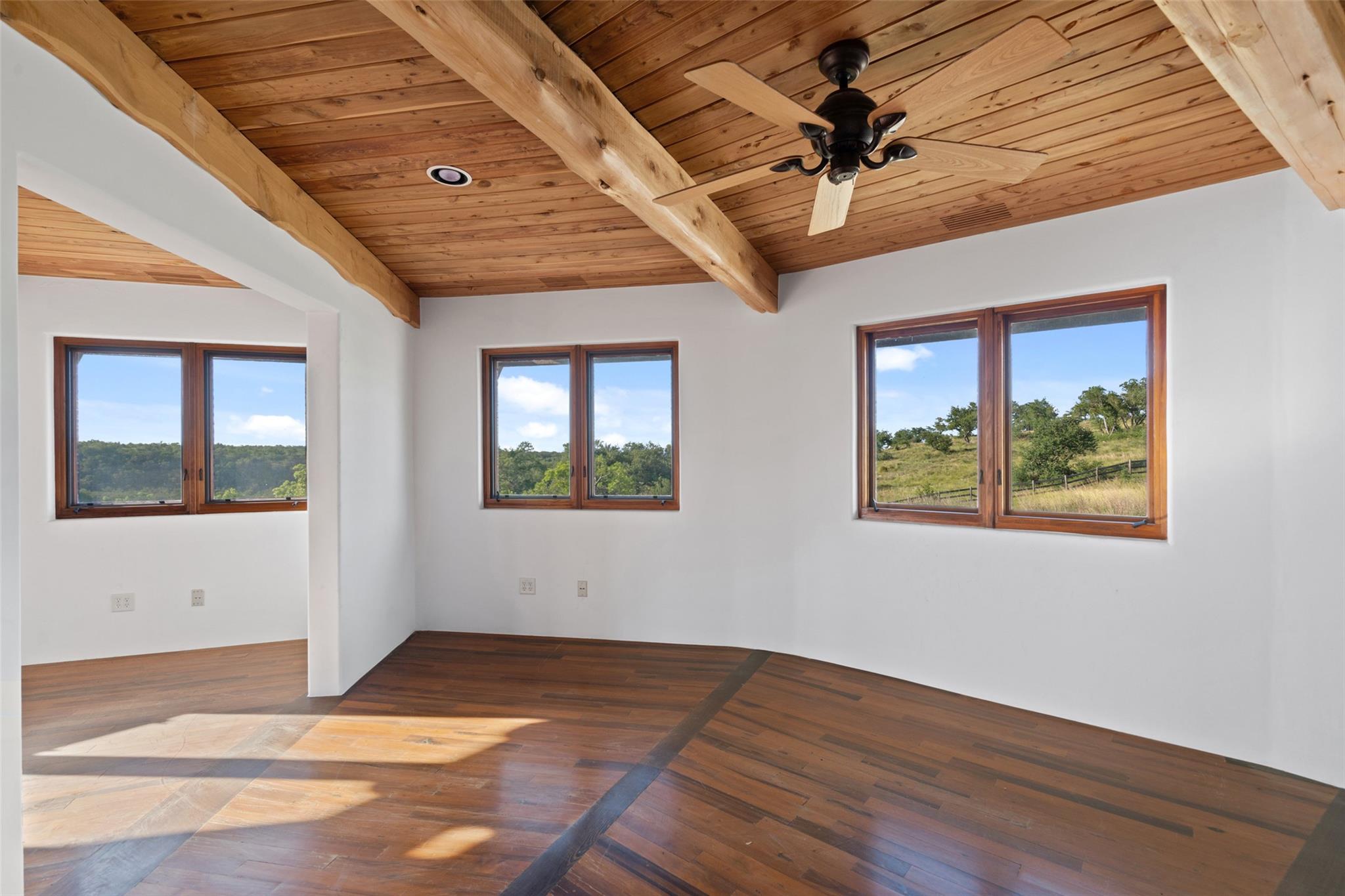 19201 Moreh Peak Pass Austin TX 78738