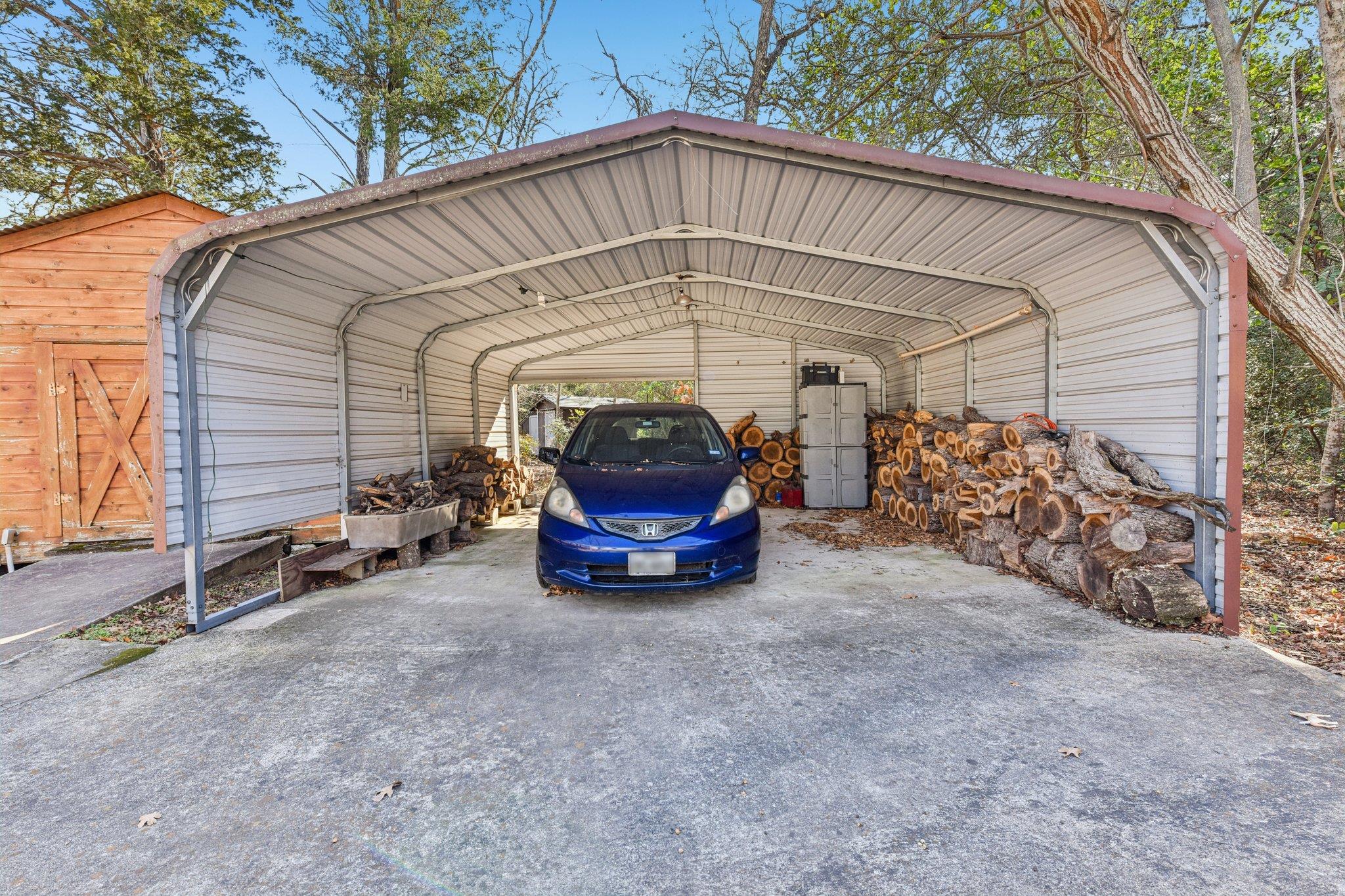 111 Post Oak Drive Elgin TX 78621