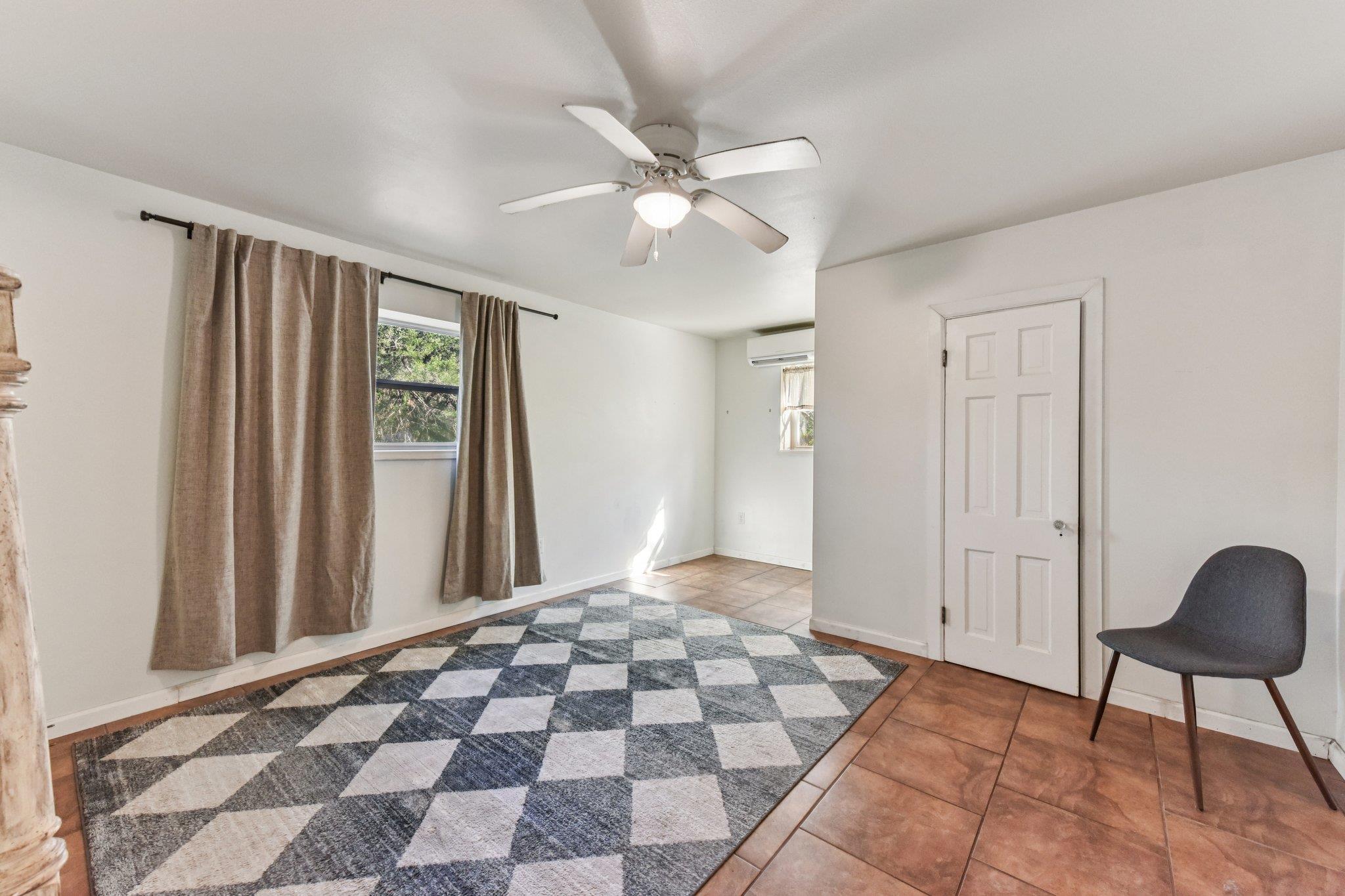 111 Post Oak Drive Elgin TX 78621