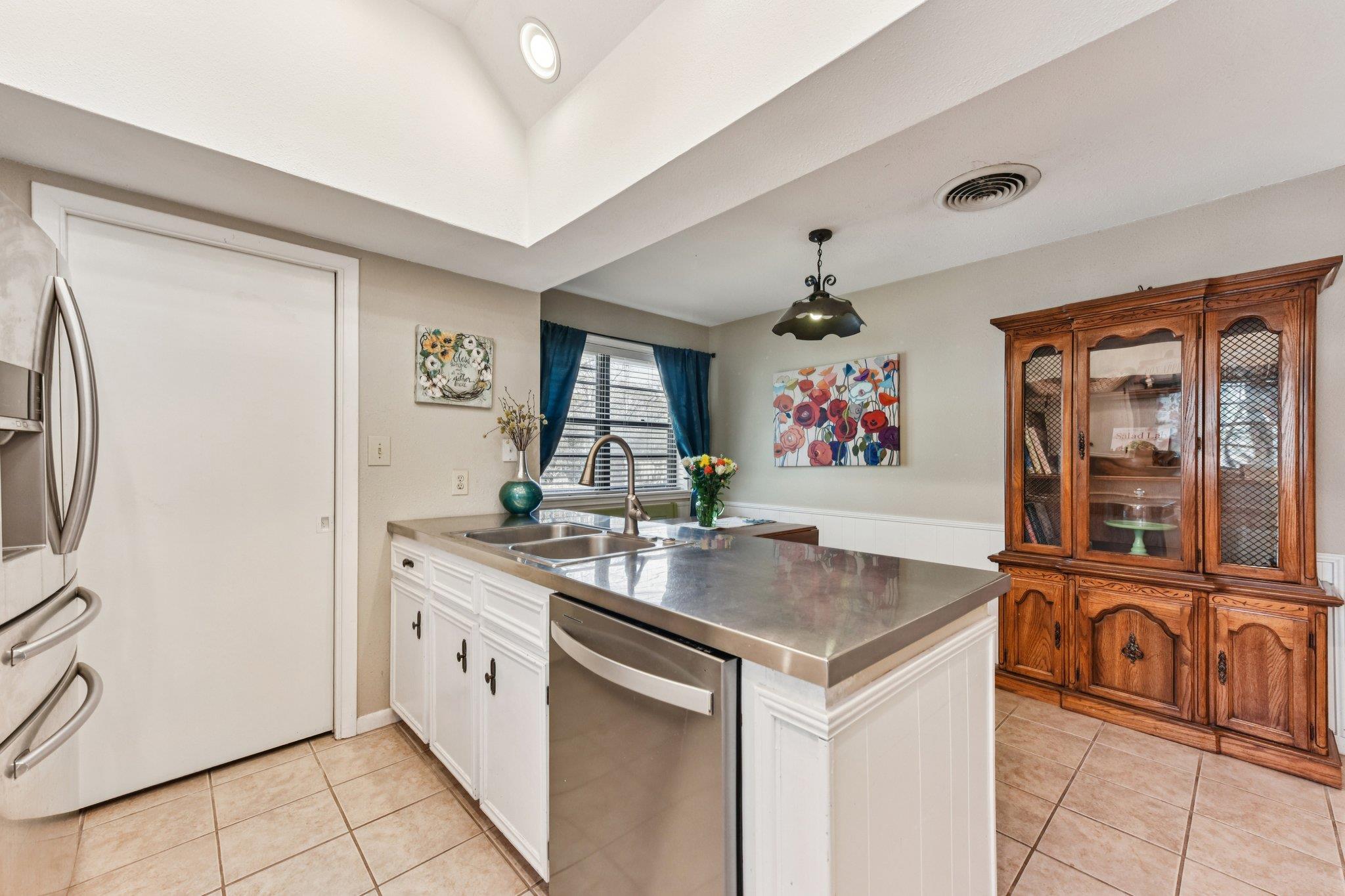 111 Post Oak Drive Elgin TX 78621