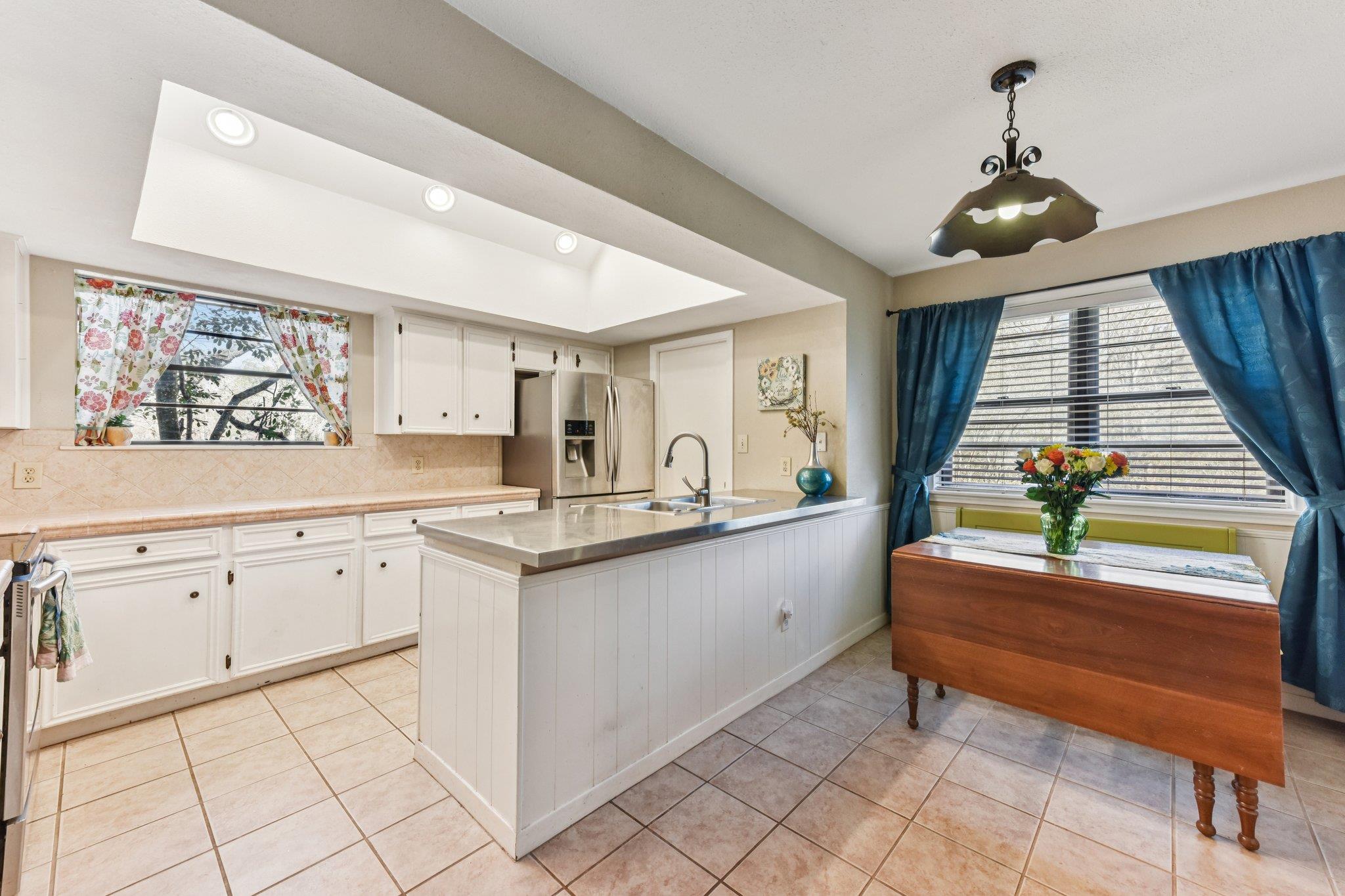 111 Post Oak Drive Elgin TX 78621
