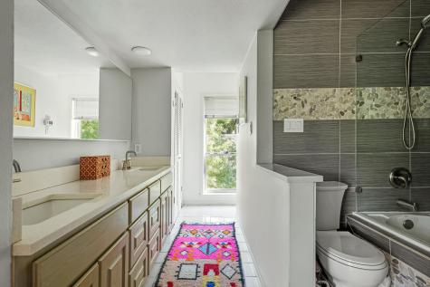 5932 Highland Hills Drive Austin TX 78731