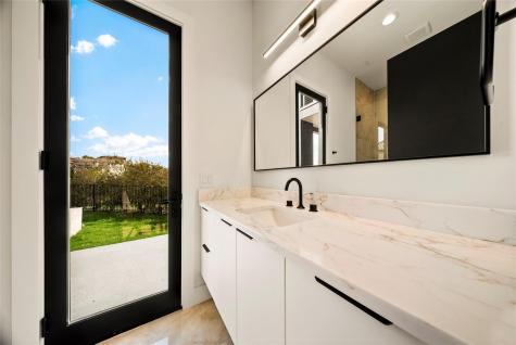 105 Canyon Turn Trail Austin TX 78734