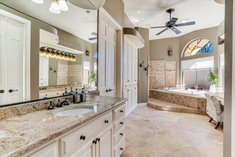 212 Florentine Horseshoe Bay TX 78657