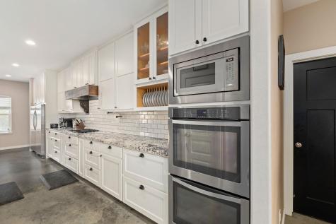 1138 Creekside Lane Weimar TX 78962