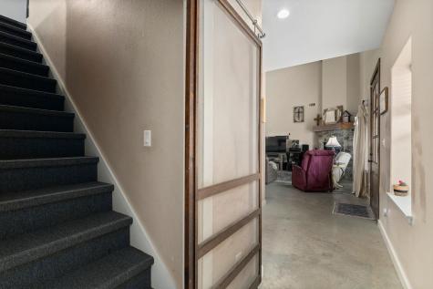 1138 Creekside Lane Weimar TX 78962