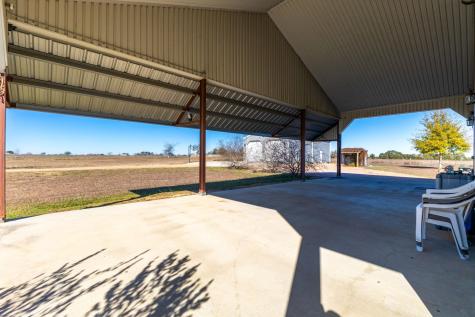 1138 Creekside Lane Weimar TX 78962