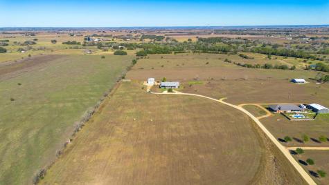 1138 Creekside Lane Weimar TX 78962