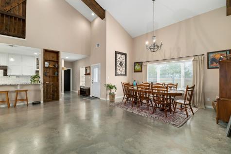 1138 Creekside Lane Weimar TX 78962
