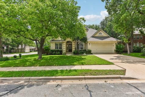 2401 Berwick Cove Round Rock TX 78681