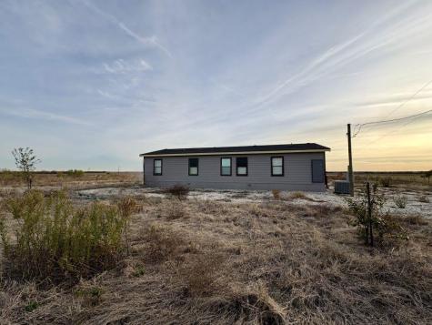 366 County Road 123 Buckholts TX 76518