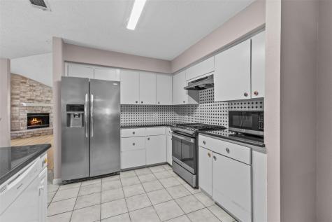102 N Austin Street Buda TX 78610
