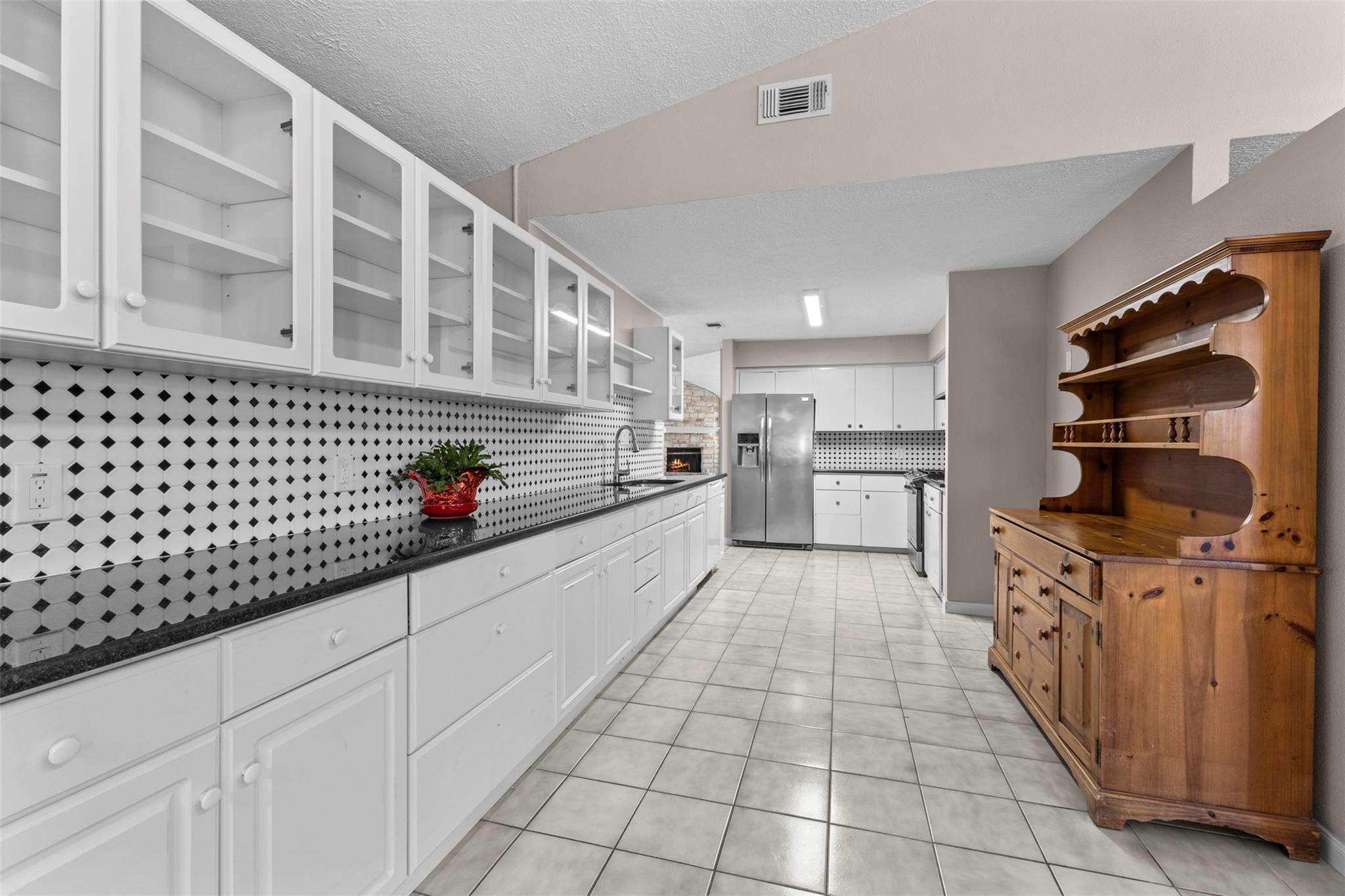 102 N Austin Street Buda TX 78610