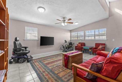102 N Austin Street Buda TX 78610