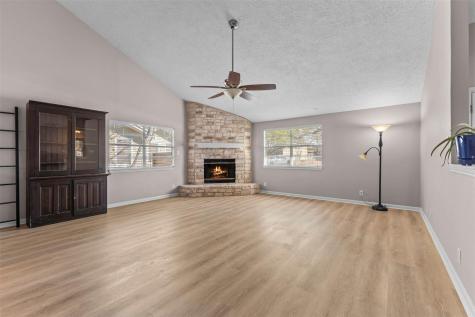 102 N Austin Street Buda TX 78610