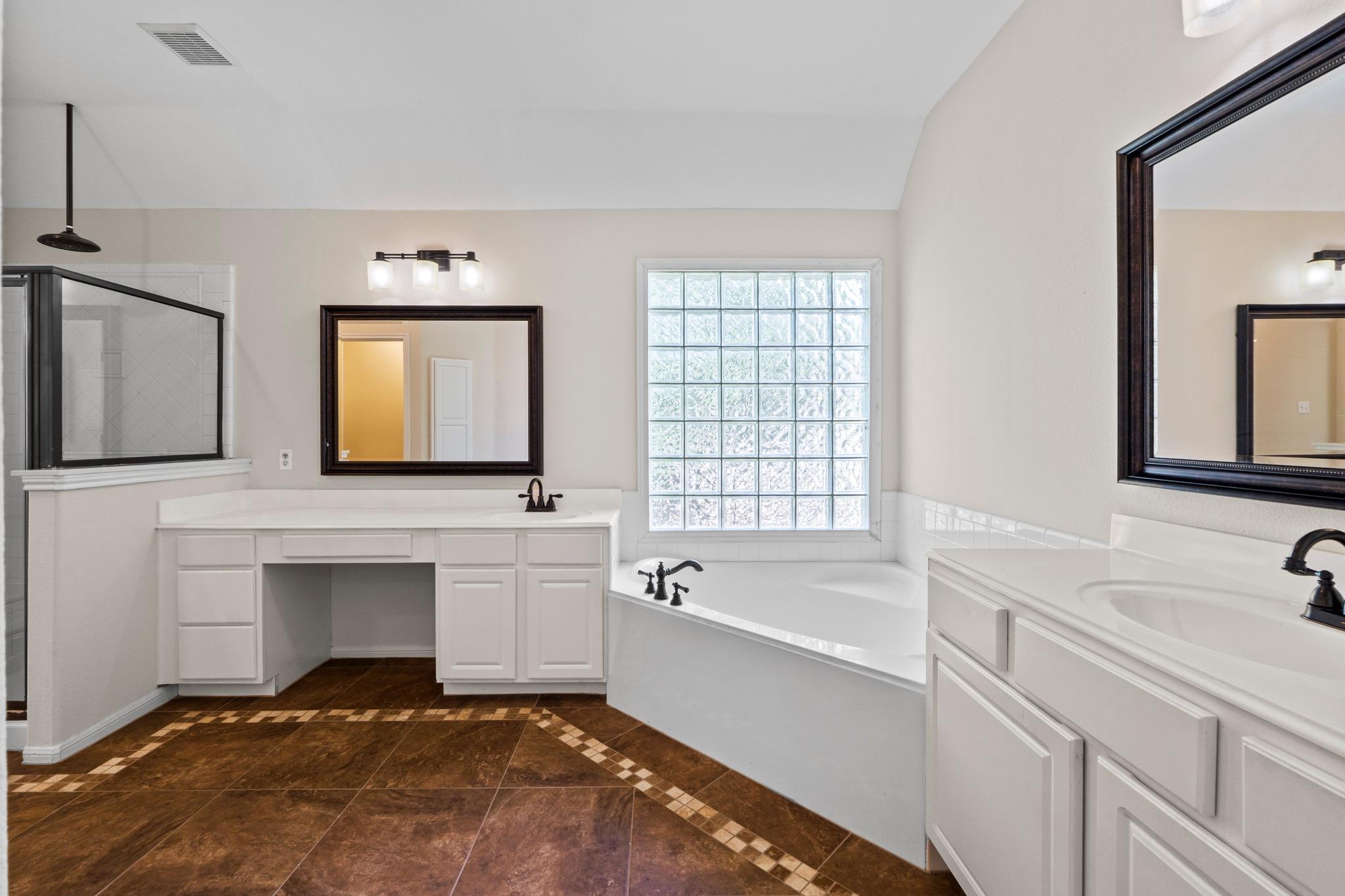 2 Muirfield Greens Lane Lakeway TX 78738