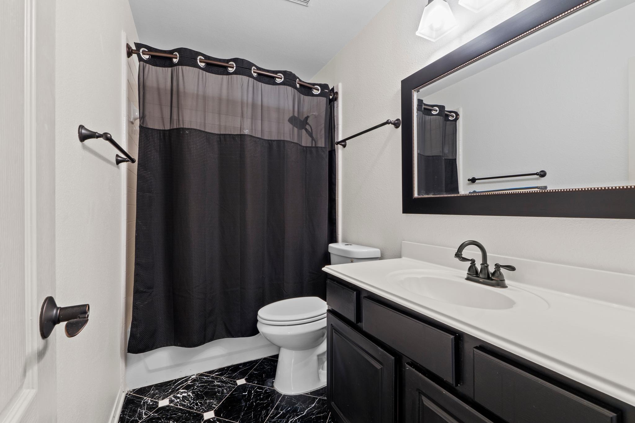 2 Muirfield Greens Lane Lakeway TX 78738