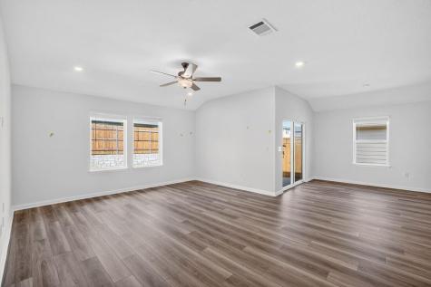 14100 Axel Johanson Drive Del Valle TX 78617