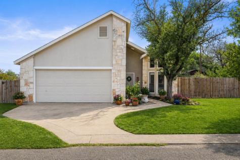 102 Pitchfork Drive Johnson City TX 78636