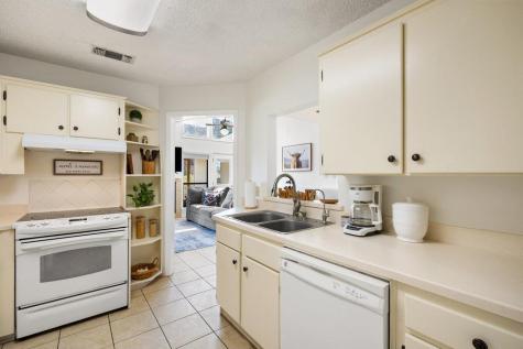 102 Pitchfork Drive Johnson City TX 78636
