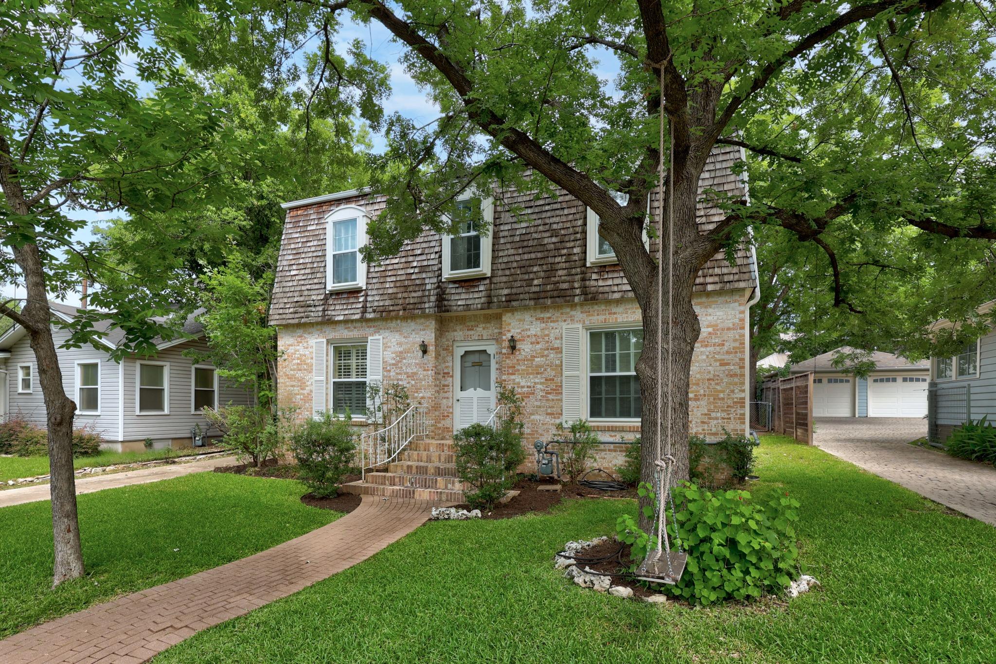 Austin TX, 2207 Mountain View Road
