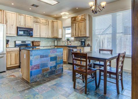 7712 Earp Way Austin TX 78729