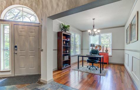 7712 Earp Way Austin TX 78729