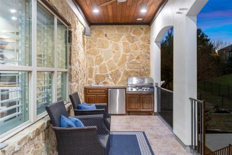 302 Duffy Lane Lakeway TX 78738
