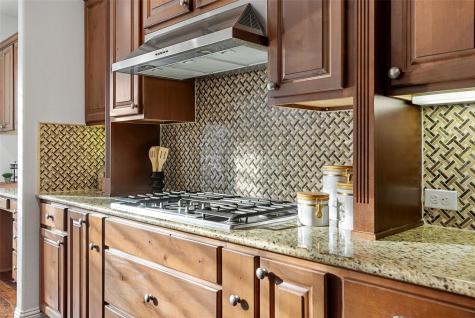 302 Duffy Lane Lakeway TX 78738