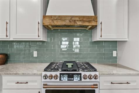 523 E Farm Market 1291 Round Top TX 78954