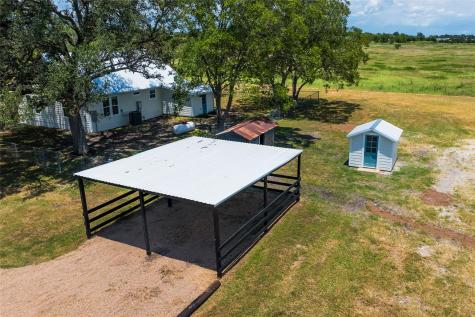 523 E Farm Market 1291 Round Top TX 78954