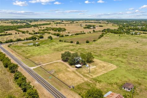 523 E Farm Market 1291 Round Top TX 78954