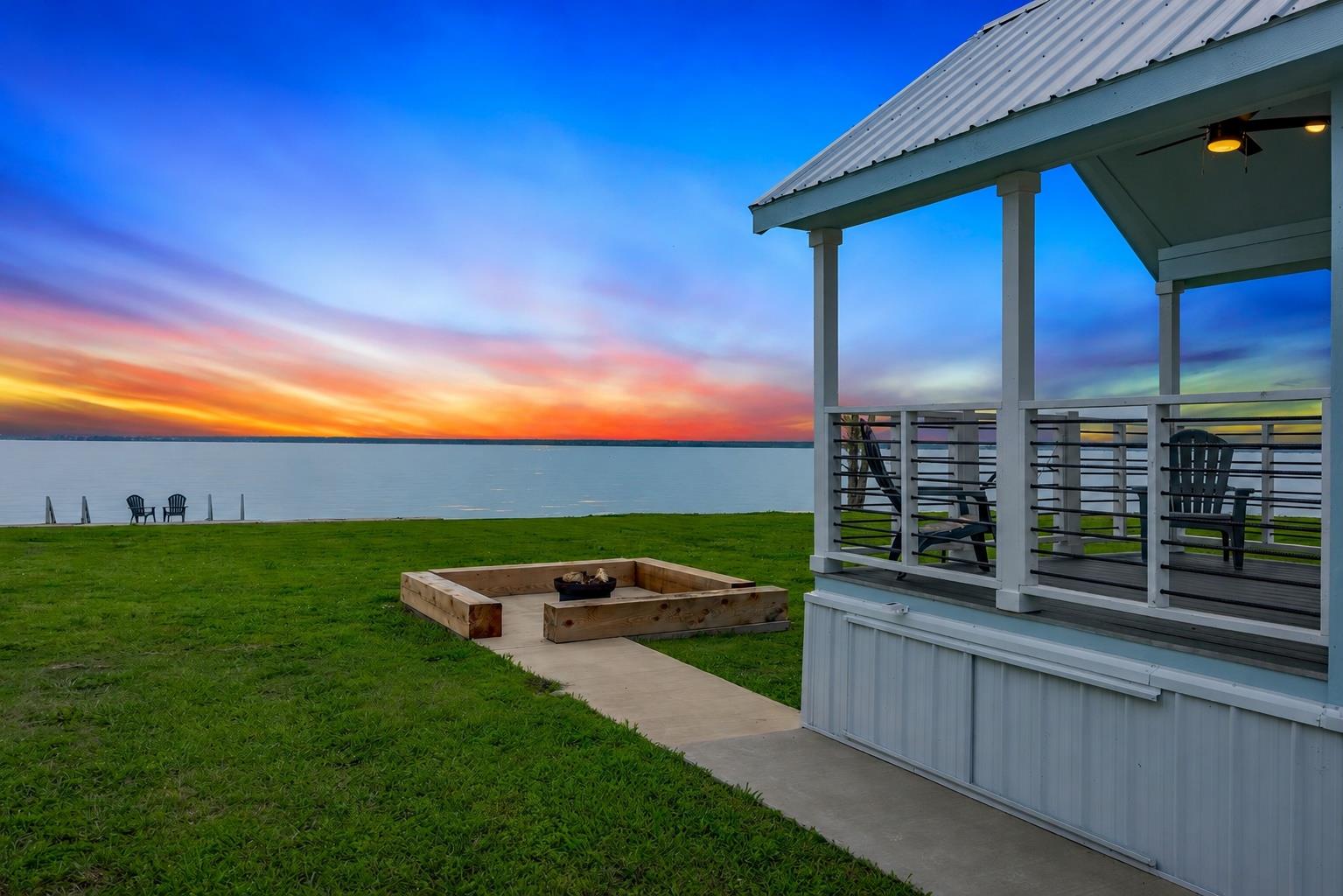 6448 Peninsula Road Kerens TX 75144