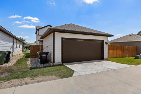 1923 Pecan Island Drive Leander TX 78641