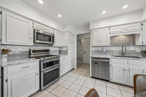 910 Berrywood Drive Austin TX 78753