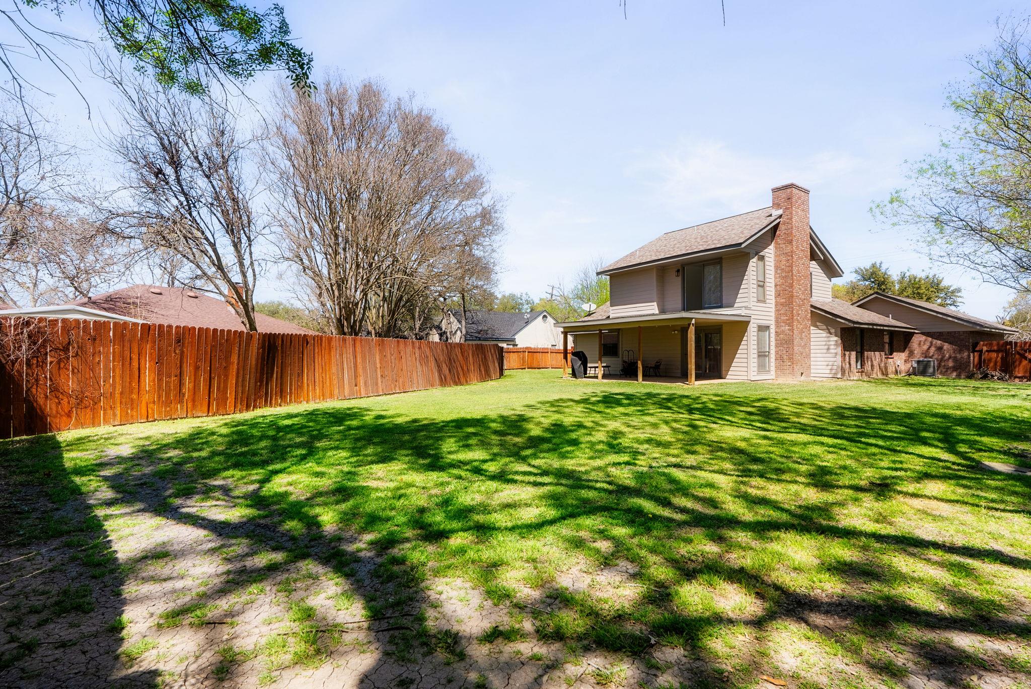 503 San Jacinto Street Lockhart TX 78644