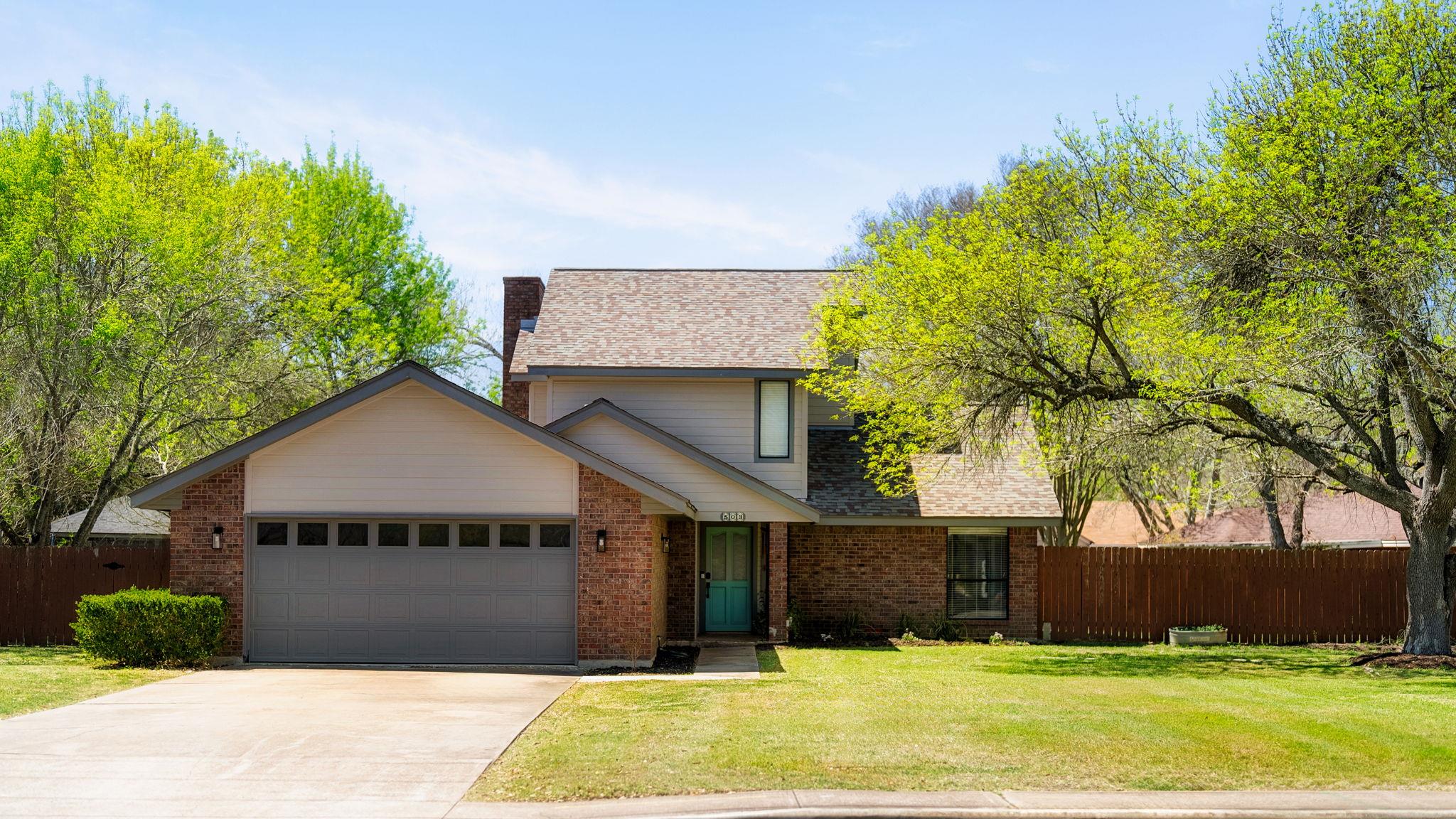 503 San Jacinto Street Lockhart TX 78644
