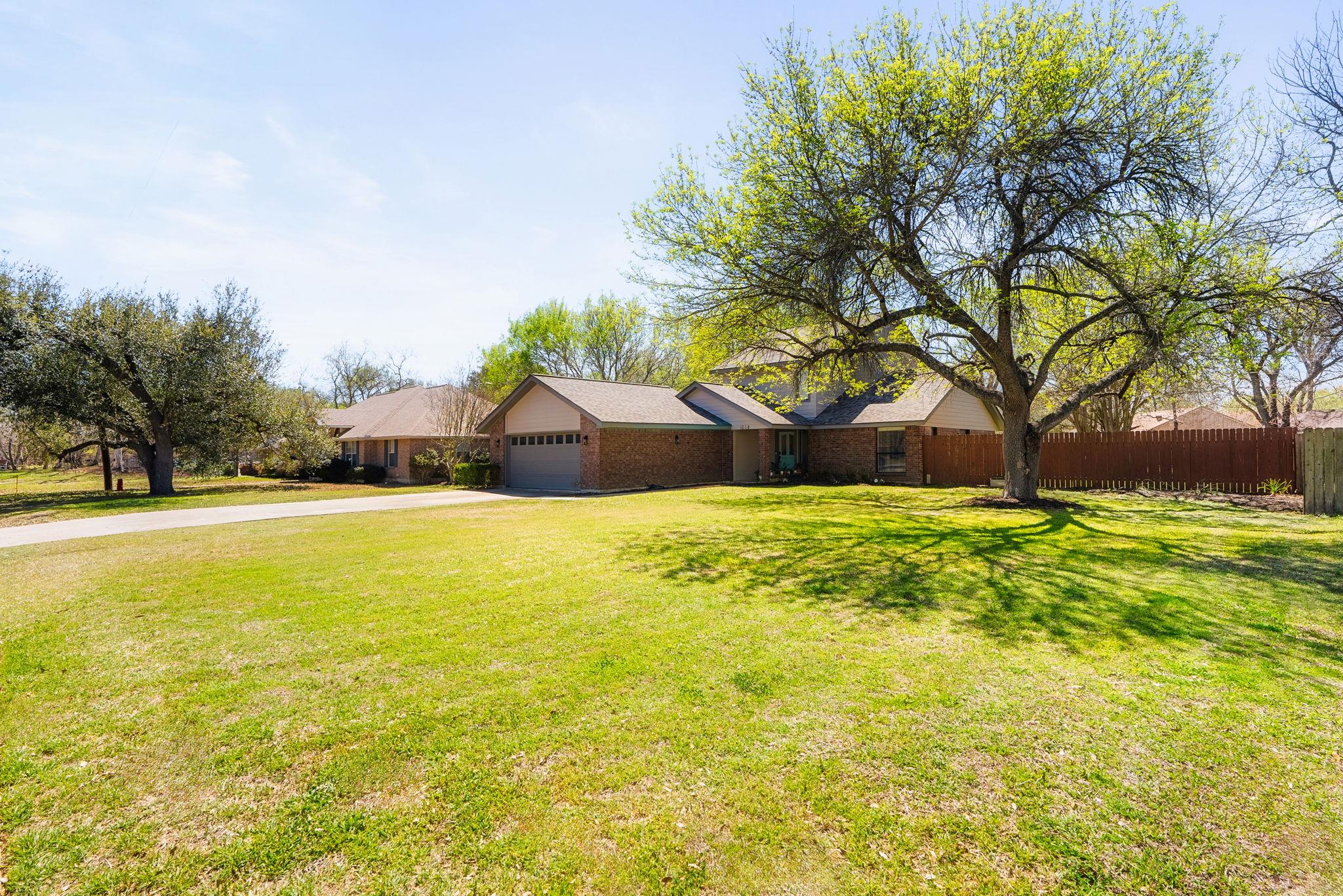 503 San Jacinto Street Lockhart TX 78644
