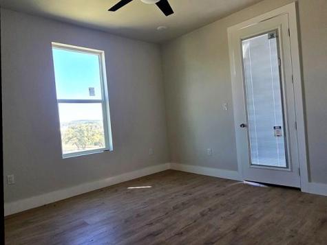 2425 Bruin Drive Spicewood TX 78669