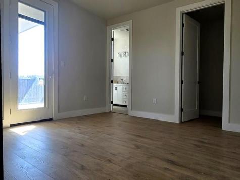 2425 Bruin Drive Spicewood TX 78669