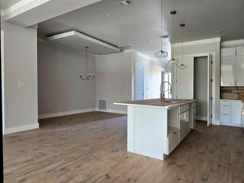 2425 Bruin Drive Spicewood TX 78669