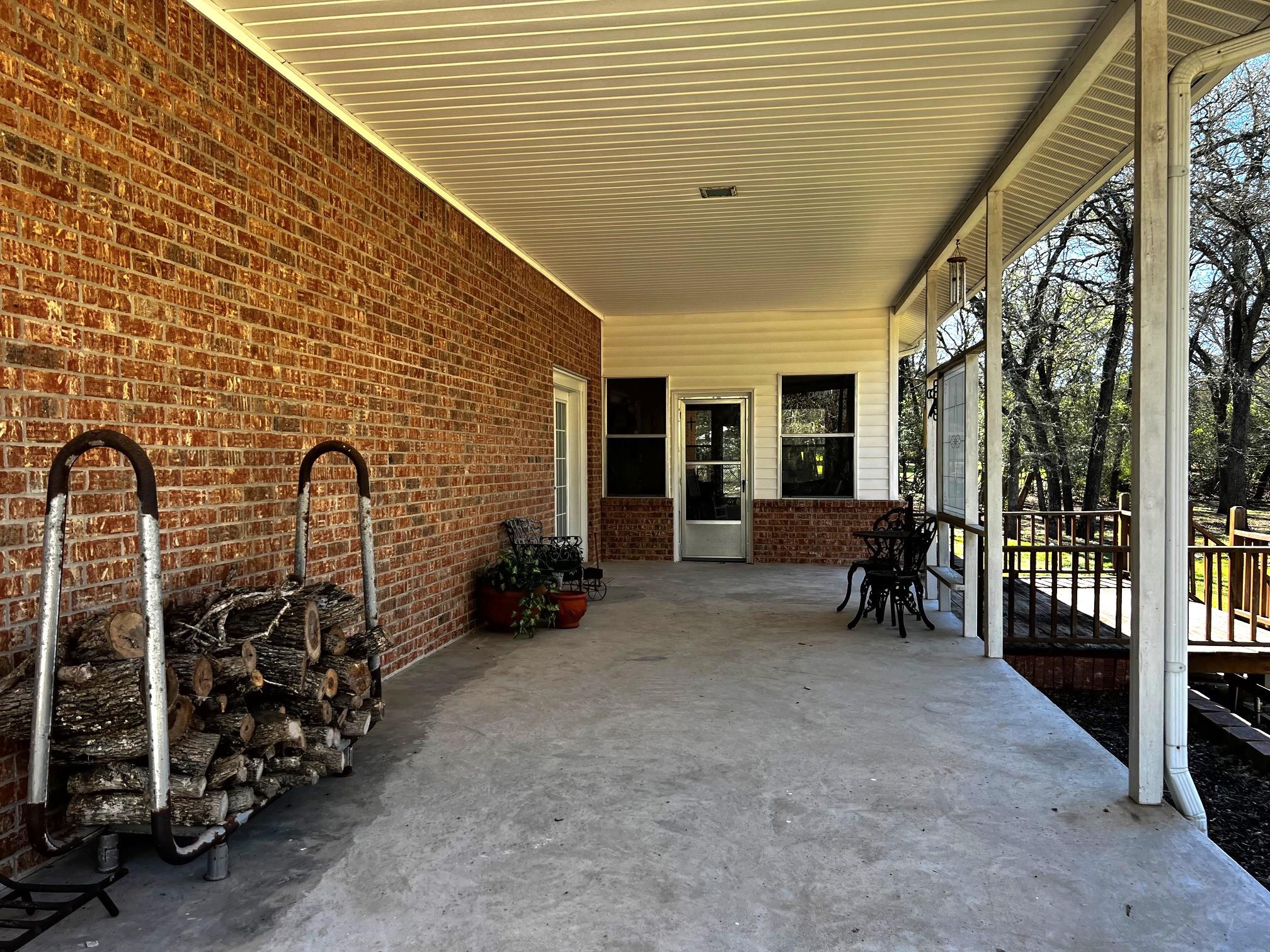 730 Panorama Road La Grange TX 78945