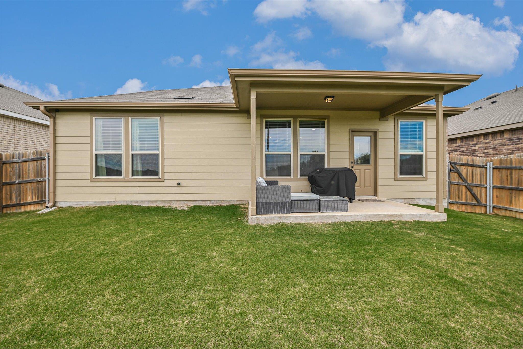 1915 T H Johnson Drive Taylor TX 76574