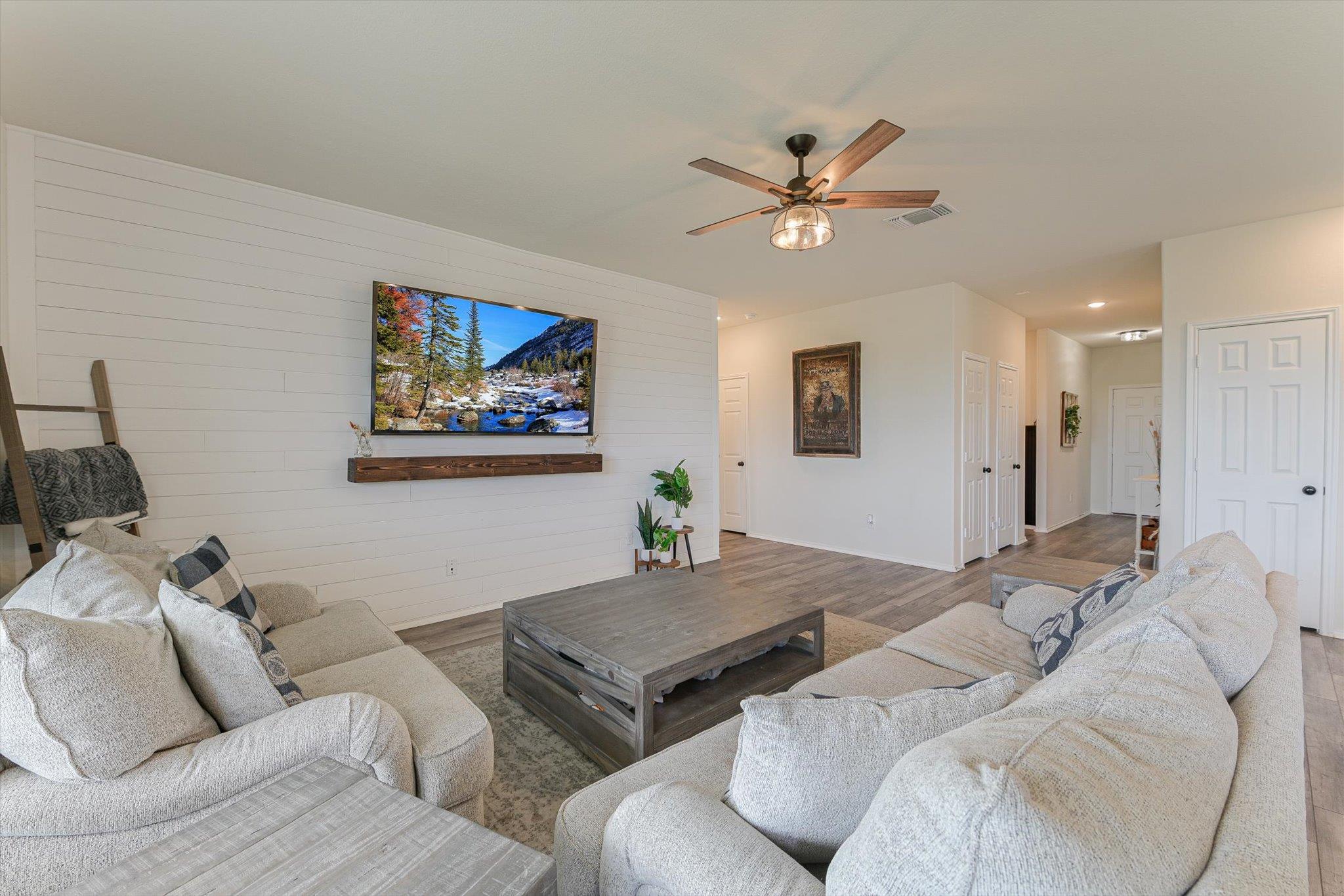 1915 T H Johnson Drive Taylor TX 76574