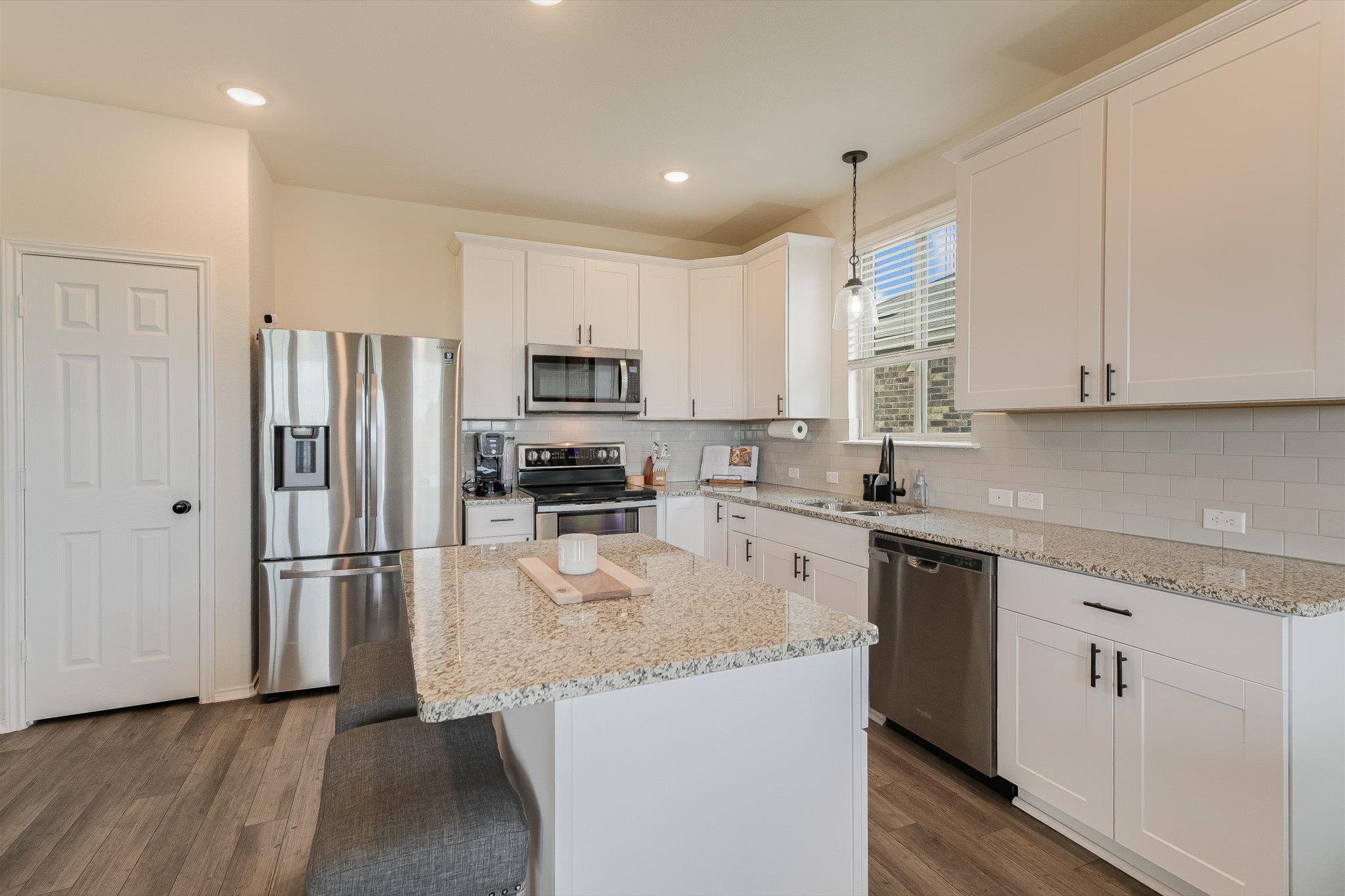 1915 T H Johnson Drive Taylor TX 76574