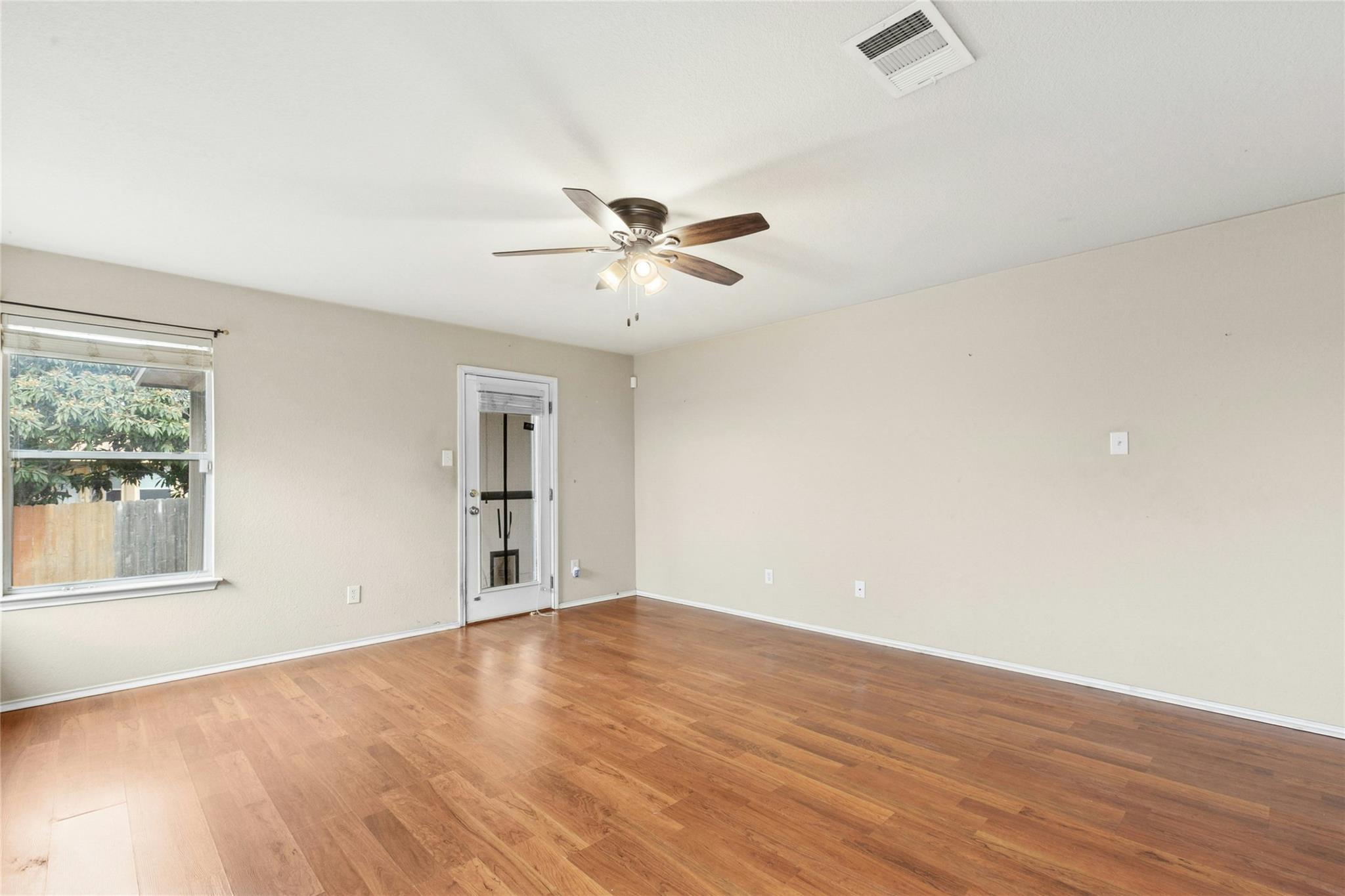 386 Paddington Drive Kyle TX 78640
