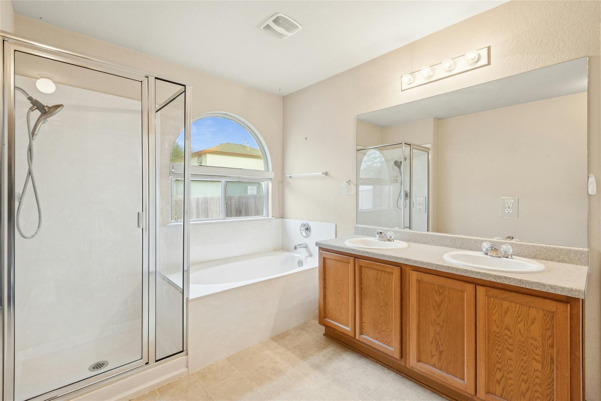 386 Paddington Drive Kyle TX 78640