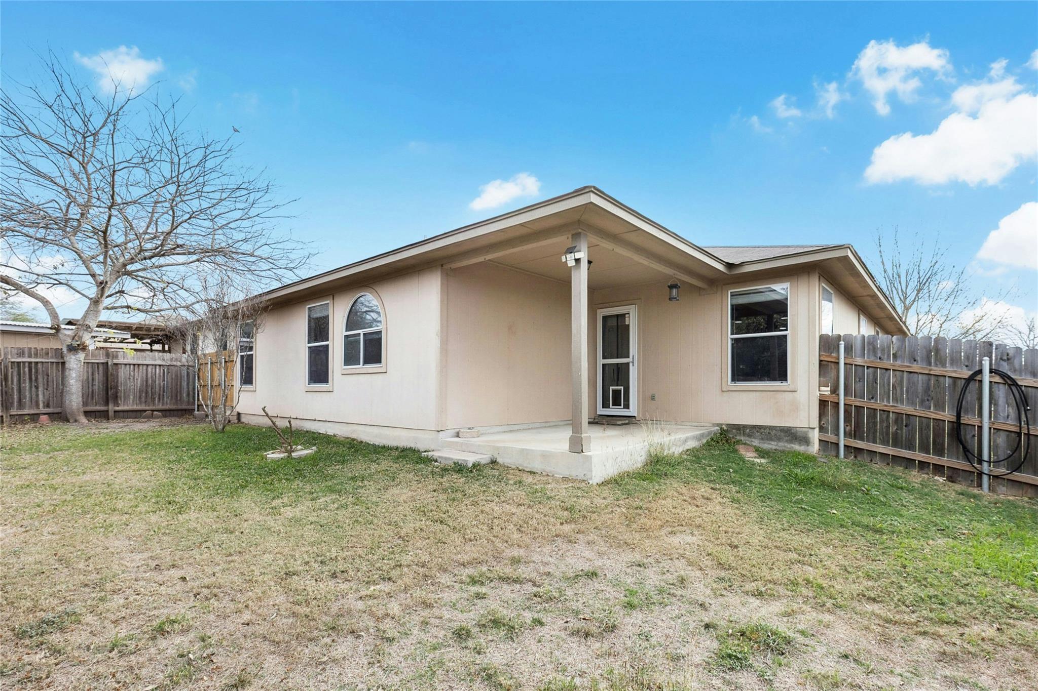 386 Paddington Drive Kyle TX 78640
